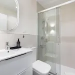 Renovated Flat Terrace 2 Bedrooms 2 Bathrooms